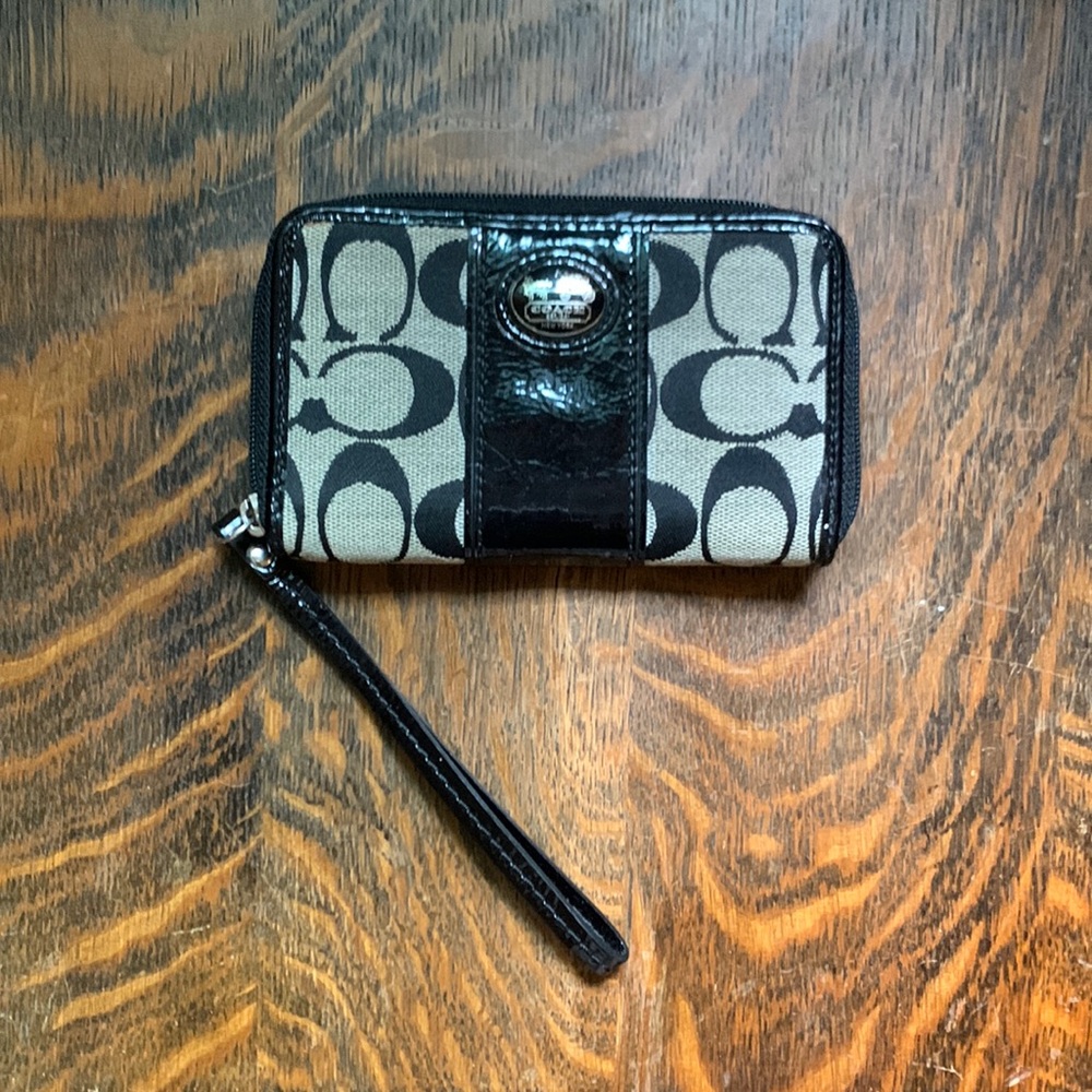 Black Wristlet